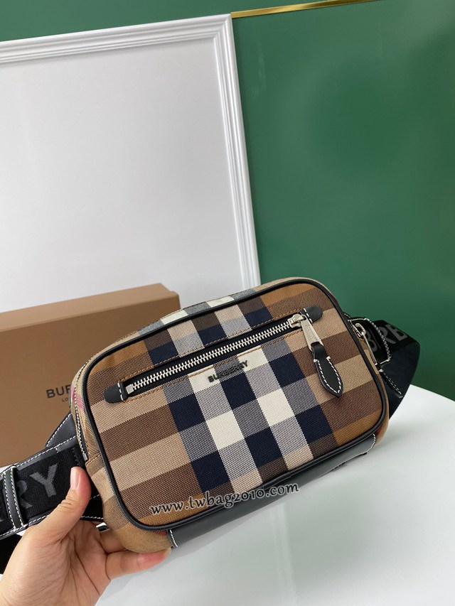 Burberry專門店新款腰包 巴寶莉格紋布男士腰包挎包 yxb1185